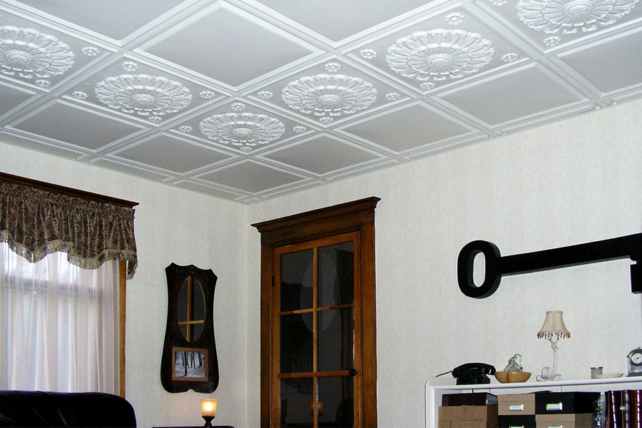 Unique Checkerboard Layout - Ceilume