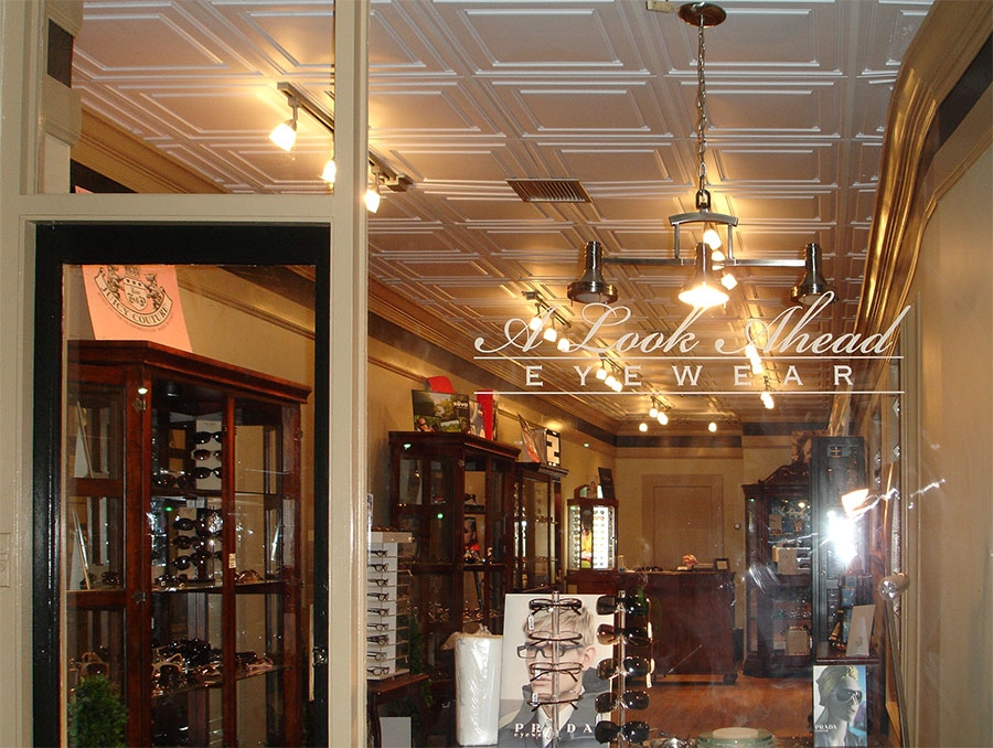 Modern Eyewear Boutique Ceilume